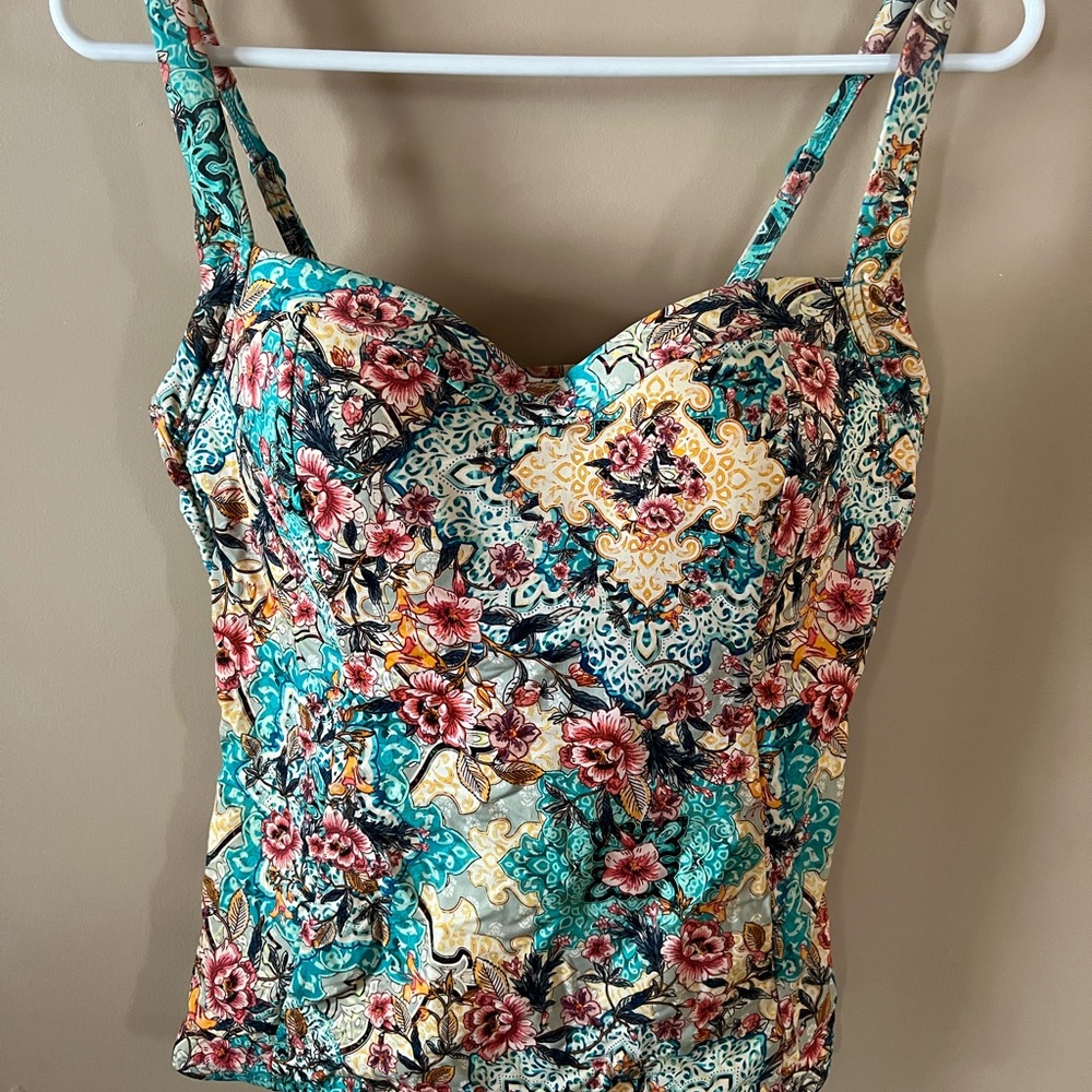 JETS Australia Jessika Allen Tankini floral swim top size 10